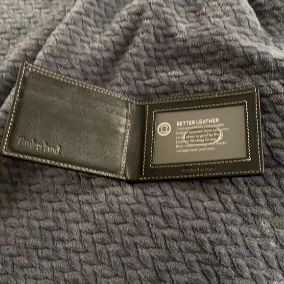 Timberland Authentic Leather Wallet - Picture 2 of 4
